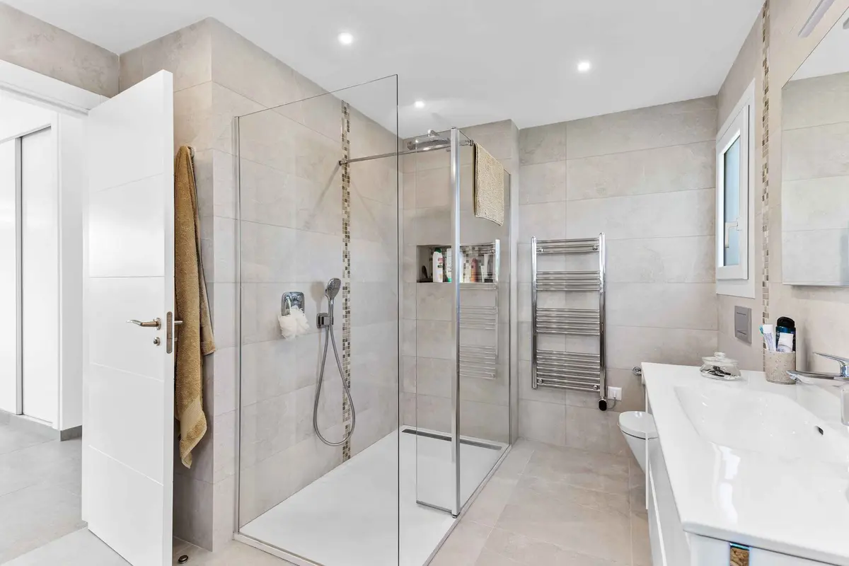 Detached Villa in Bel Air