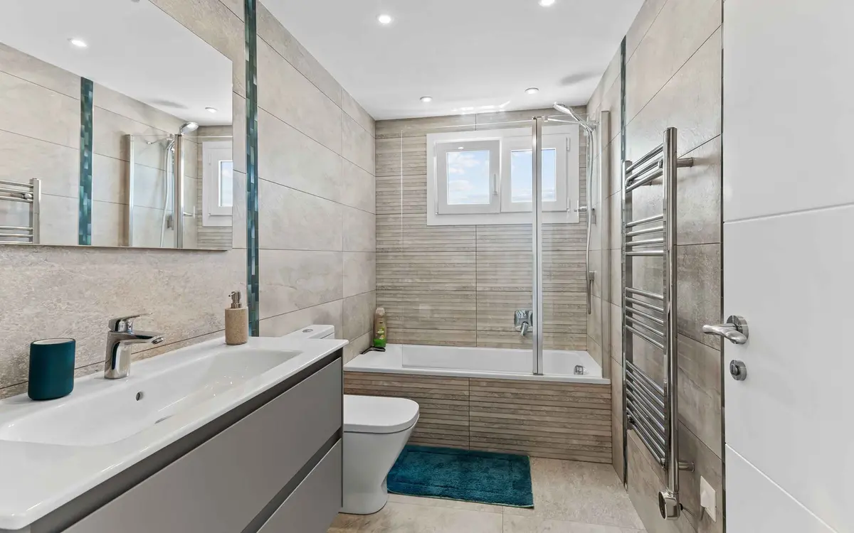 Detached Villa in Bel Air