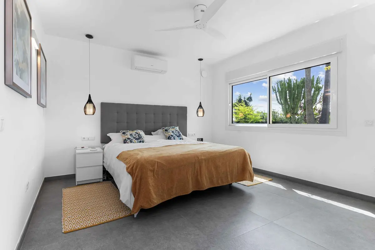 Detached Villa in Bel Air