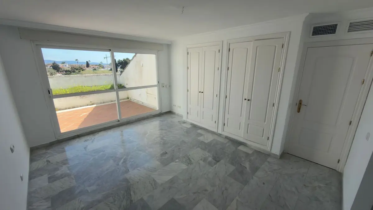 Penthouse Duplex in Guadalmina Baja