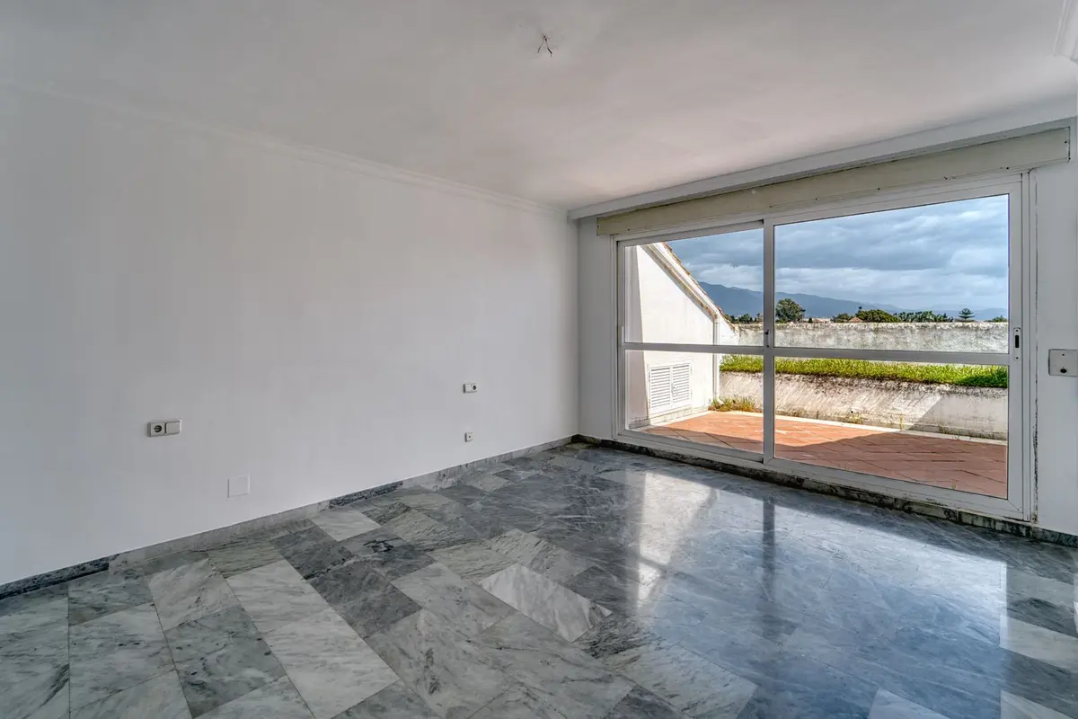 Penthouse Duplex in Guadalmina Baja