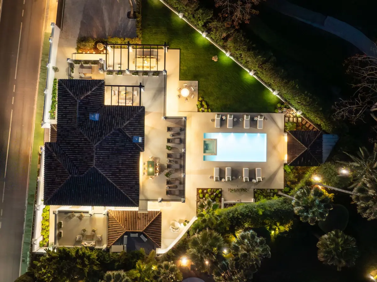 Detached Villa in Nueva Andalucía