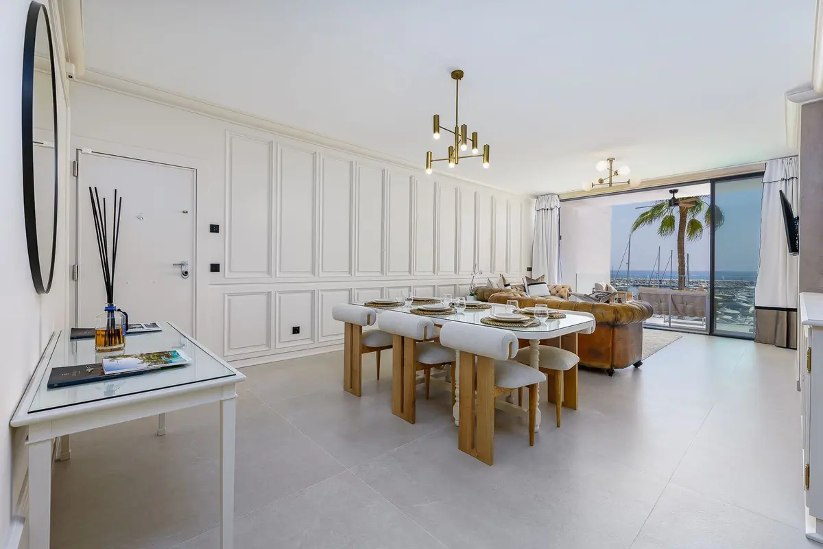 Middle Floor Apartment in Puerto Banús