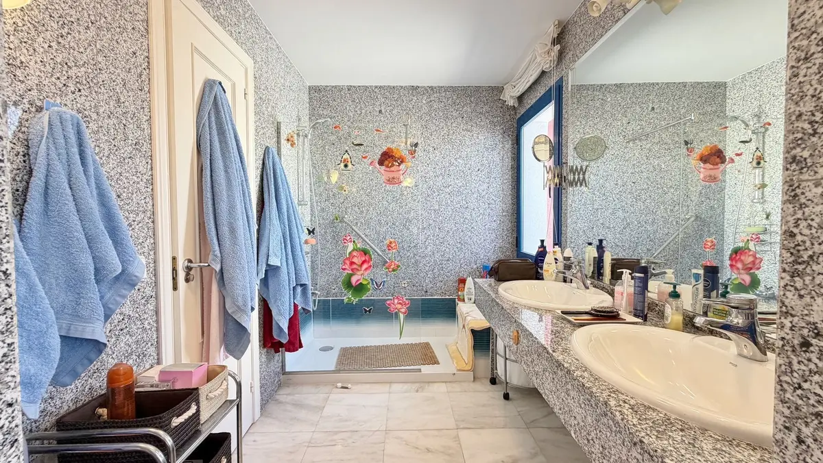 Middle Floor Apartment in Marbella
