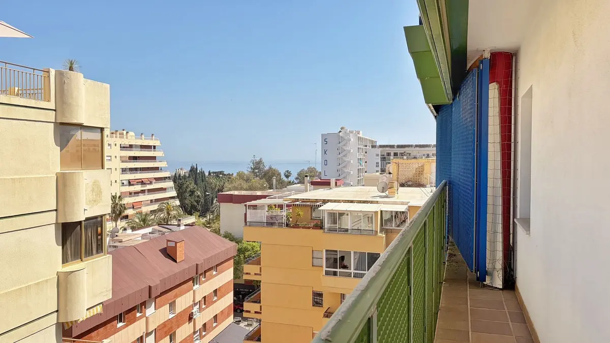 Middle Floor Apartment in Marbella