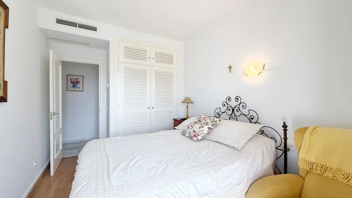 Middle Floor Apartment in Marbella