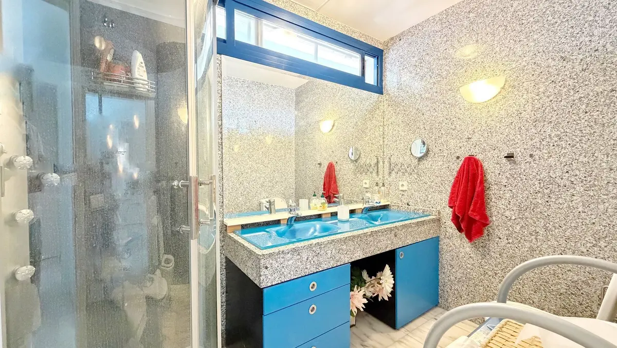 Middle Floor Apartment in Marbella