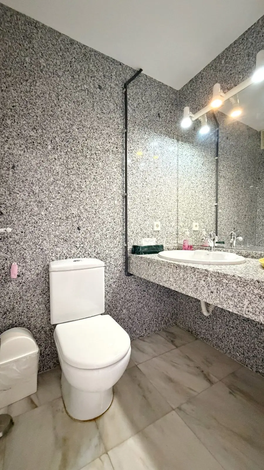 Middle Floor Apartment in Marbella