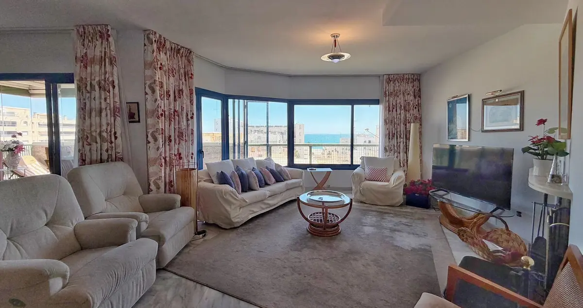 Middle Floor Apartment in Marbella
