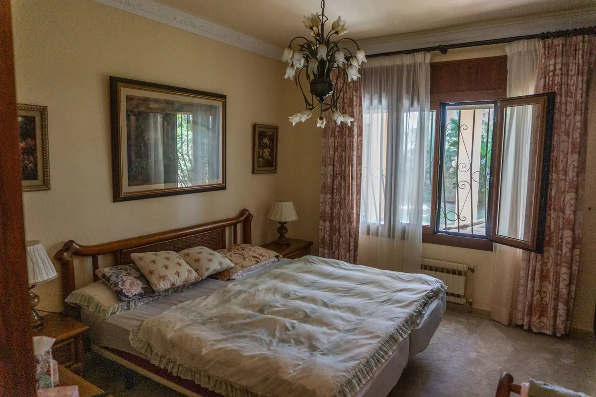 Detached Villa in El Paraiso