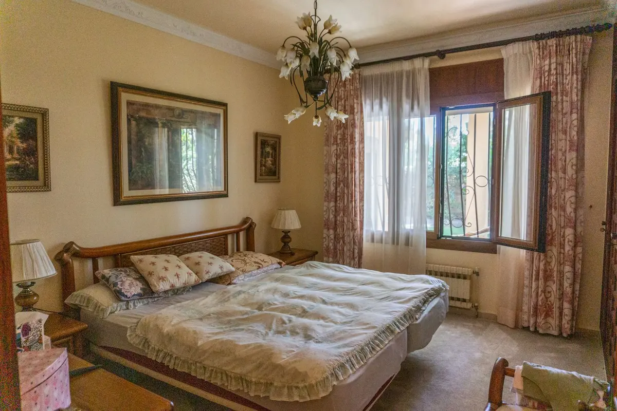 Detached Villa in El Paraiso