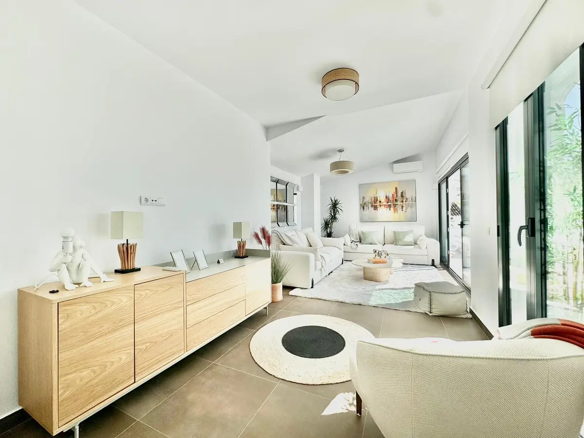 Middle Floor Apartment in Puerto Banús
