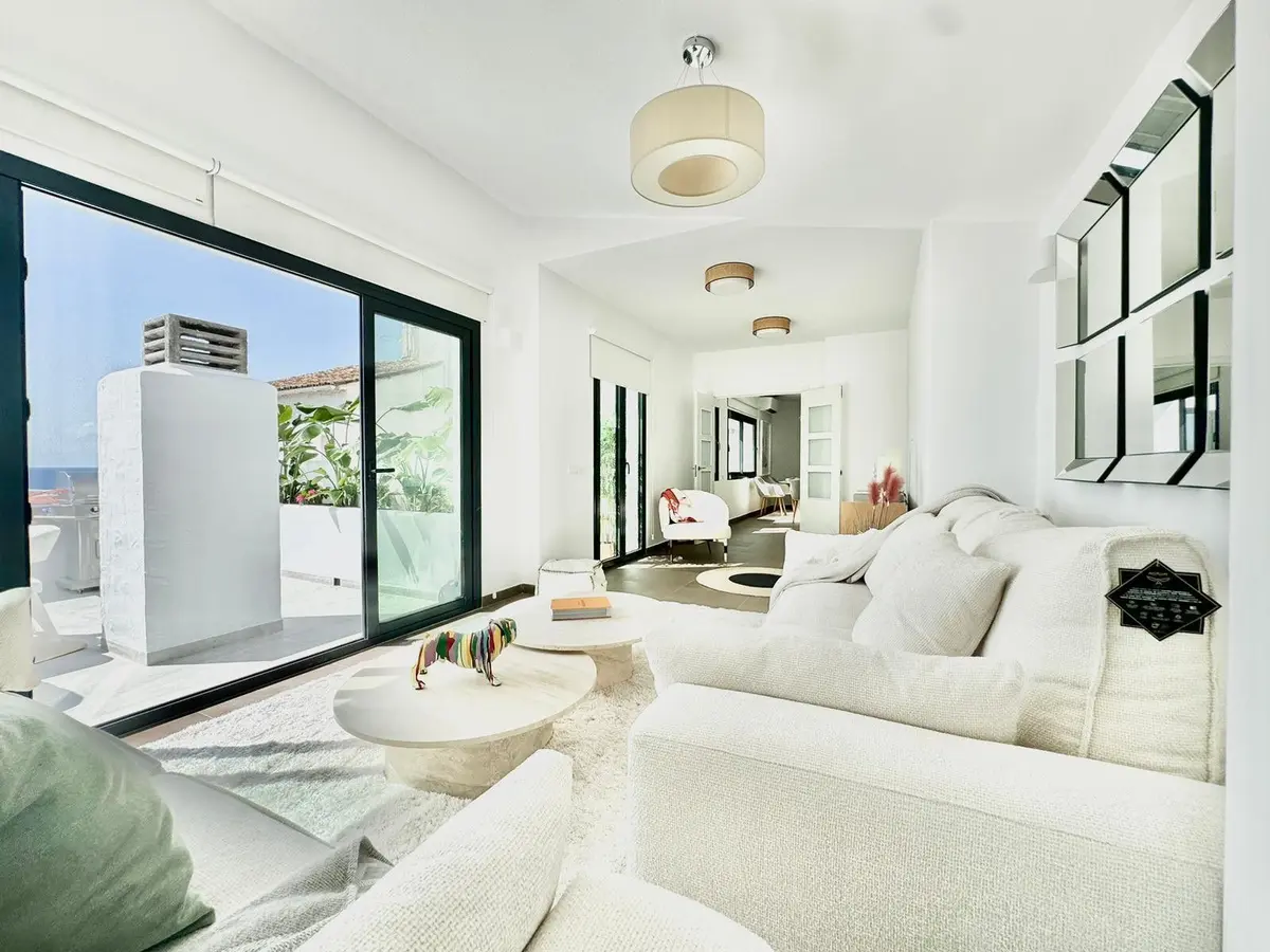 Middle Floor Apartment in Puerto Banús