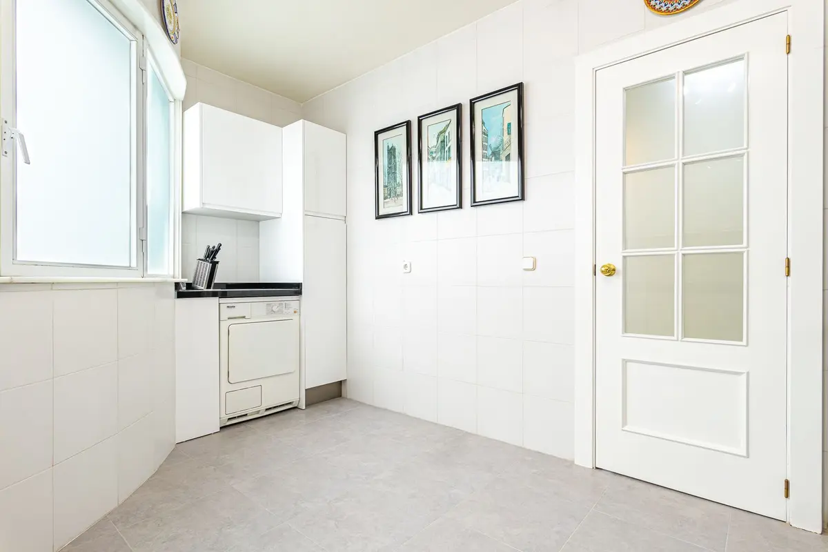 Middle Floor Apartment in Marbella
