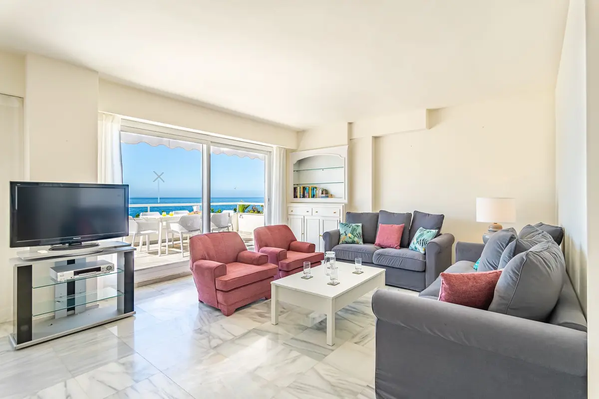 Middle Floor Apartment in Marbella