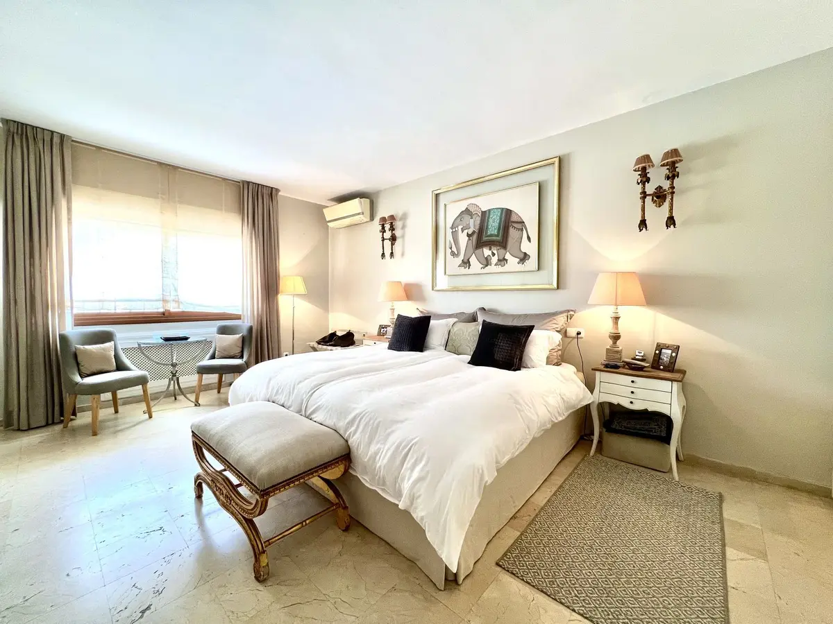 Detached Villa in Elviria