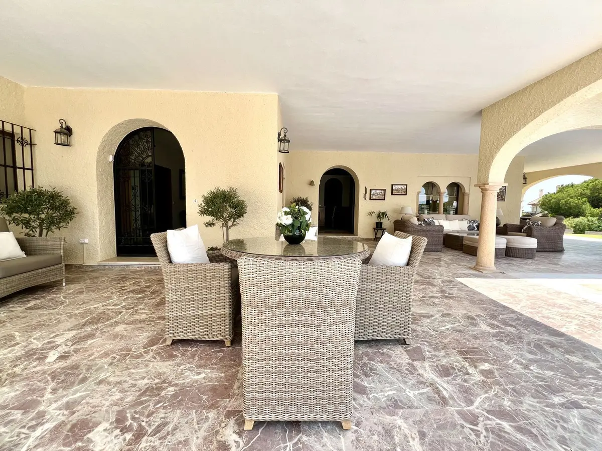 Detached Villa in Elviria