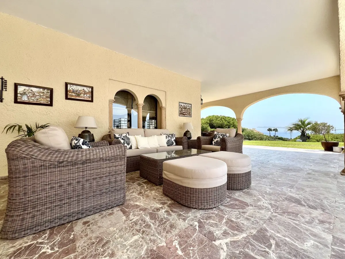 Detached Villa in Elviria