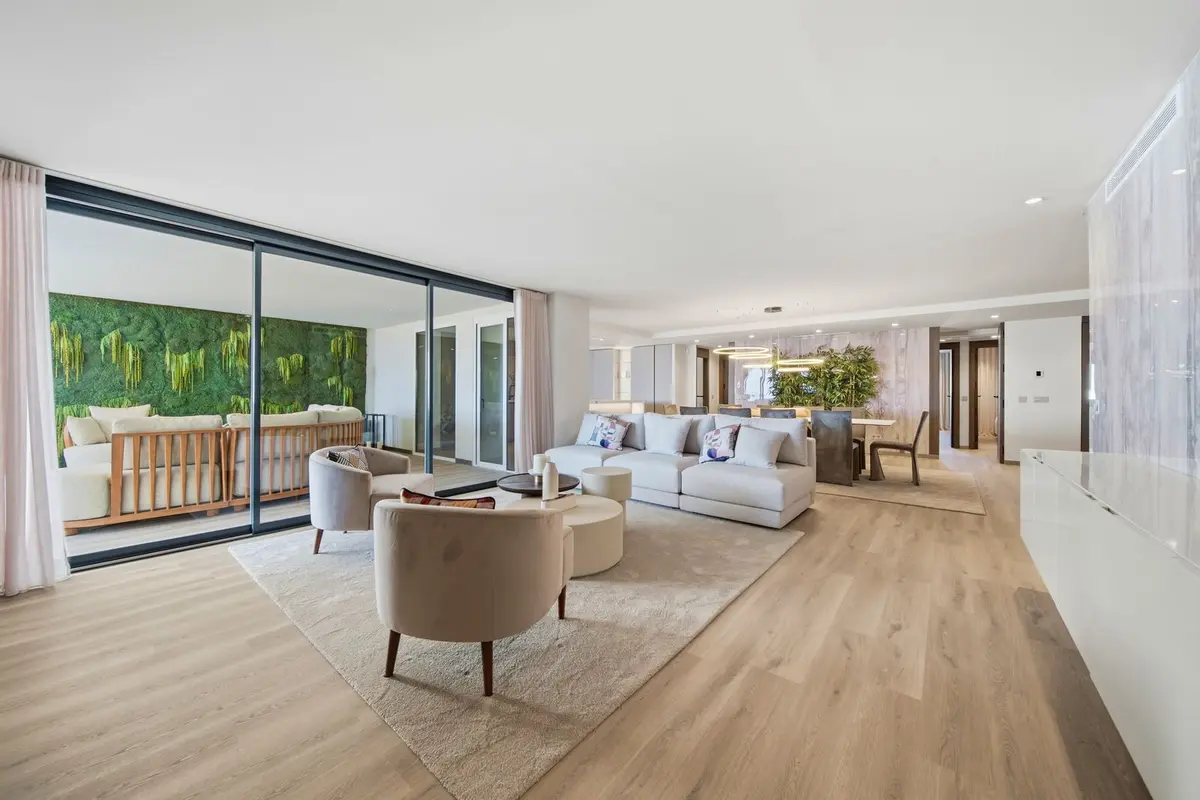Middle Floor Apartment in Puerto Banús