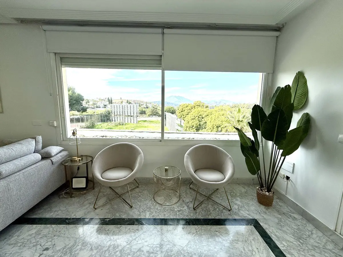 Middle Floor Apartment in Puerto Banús