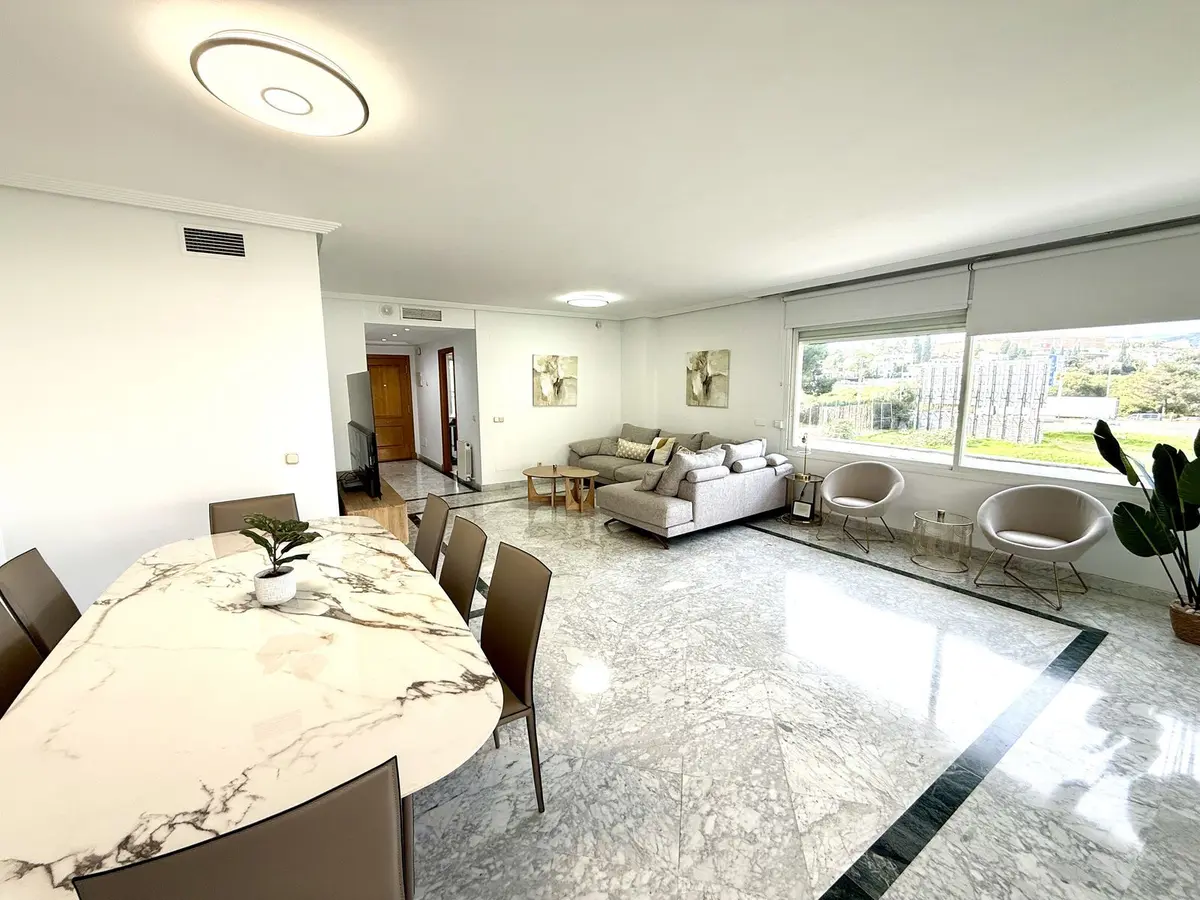 Middle Floor Apartment in Puerto Banús