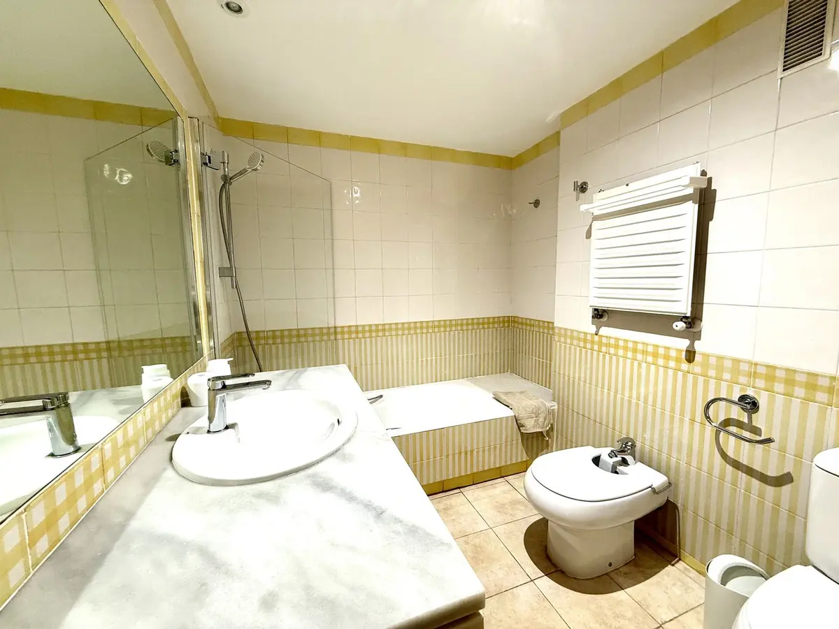 Middle Floor Apartment in Puerto Banús