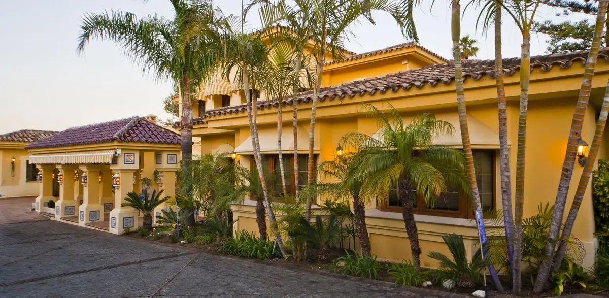 Detached Villa in Nueva Andalucía