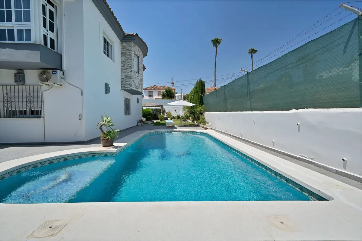 Detached Villa in Estepona