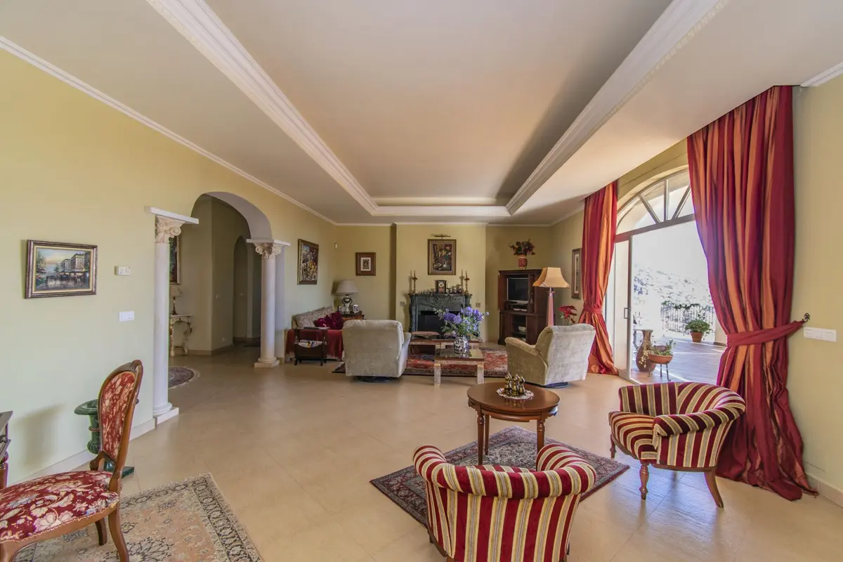 Detached Villa in Estepona