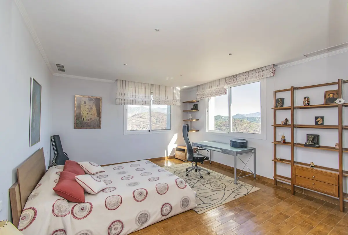 Detached Villa in Estepona