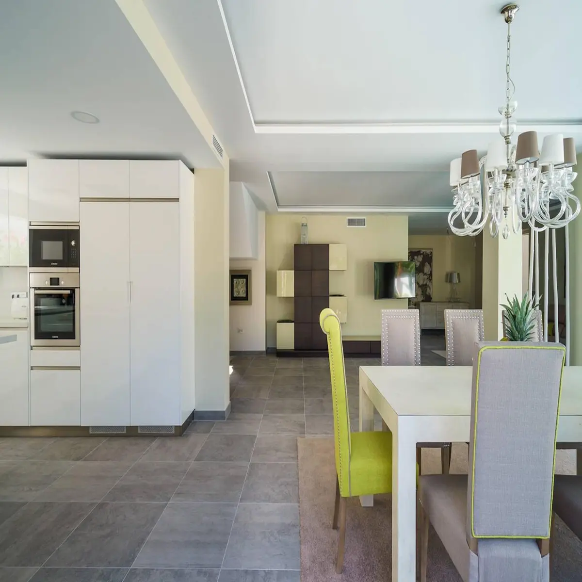Detached Villa in Nueva Andalucía