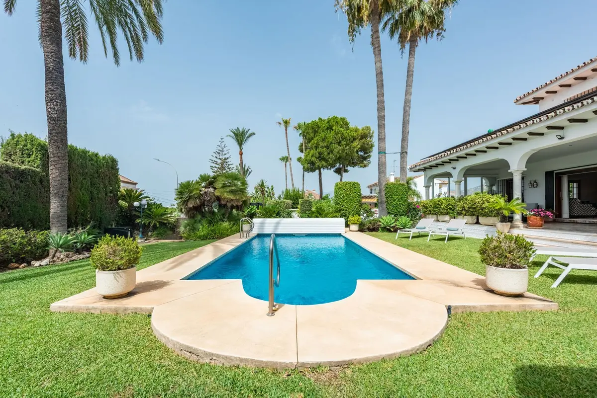 Detached Villa in San Pedro de Alcántara