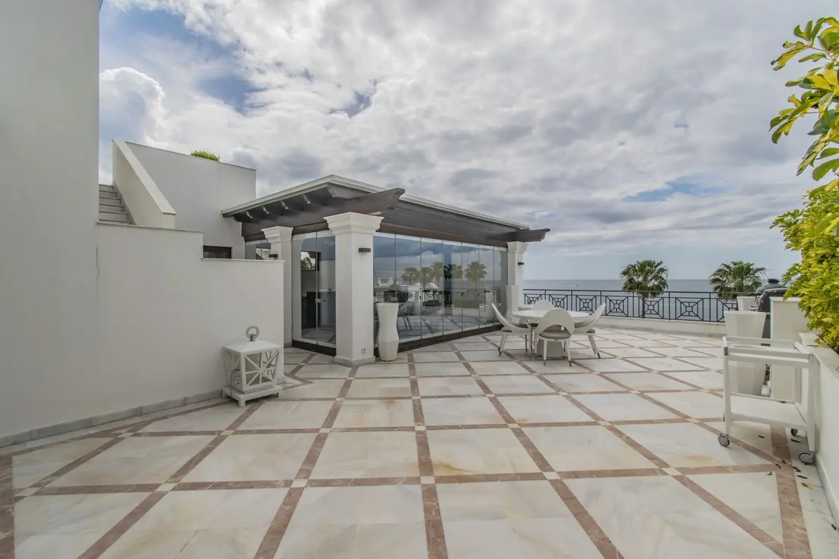 Penthouse in Estepona