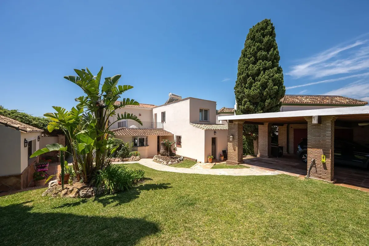 Detached Villa in Río Real