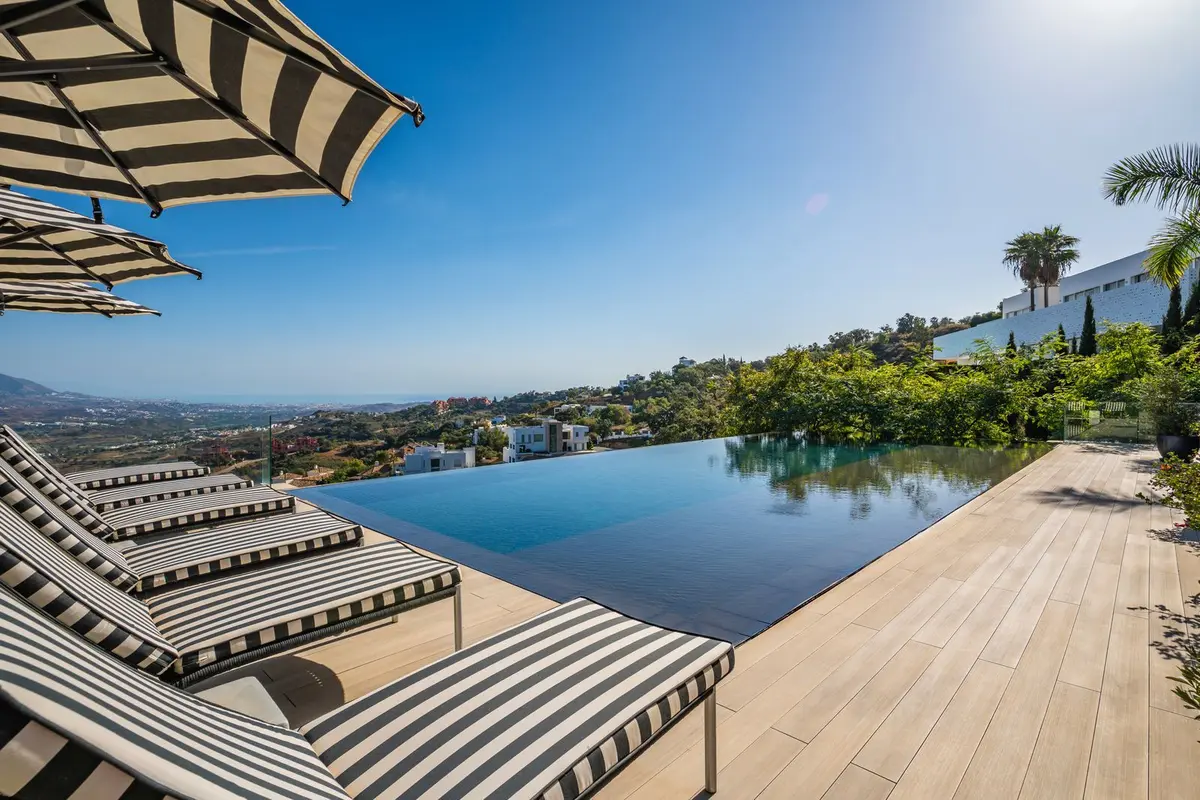 Detached Villa in Elviria
