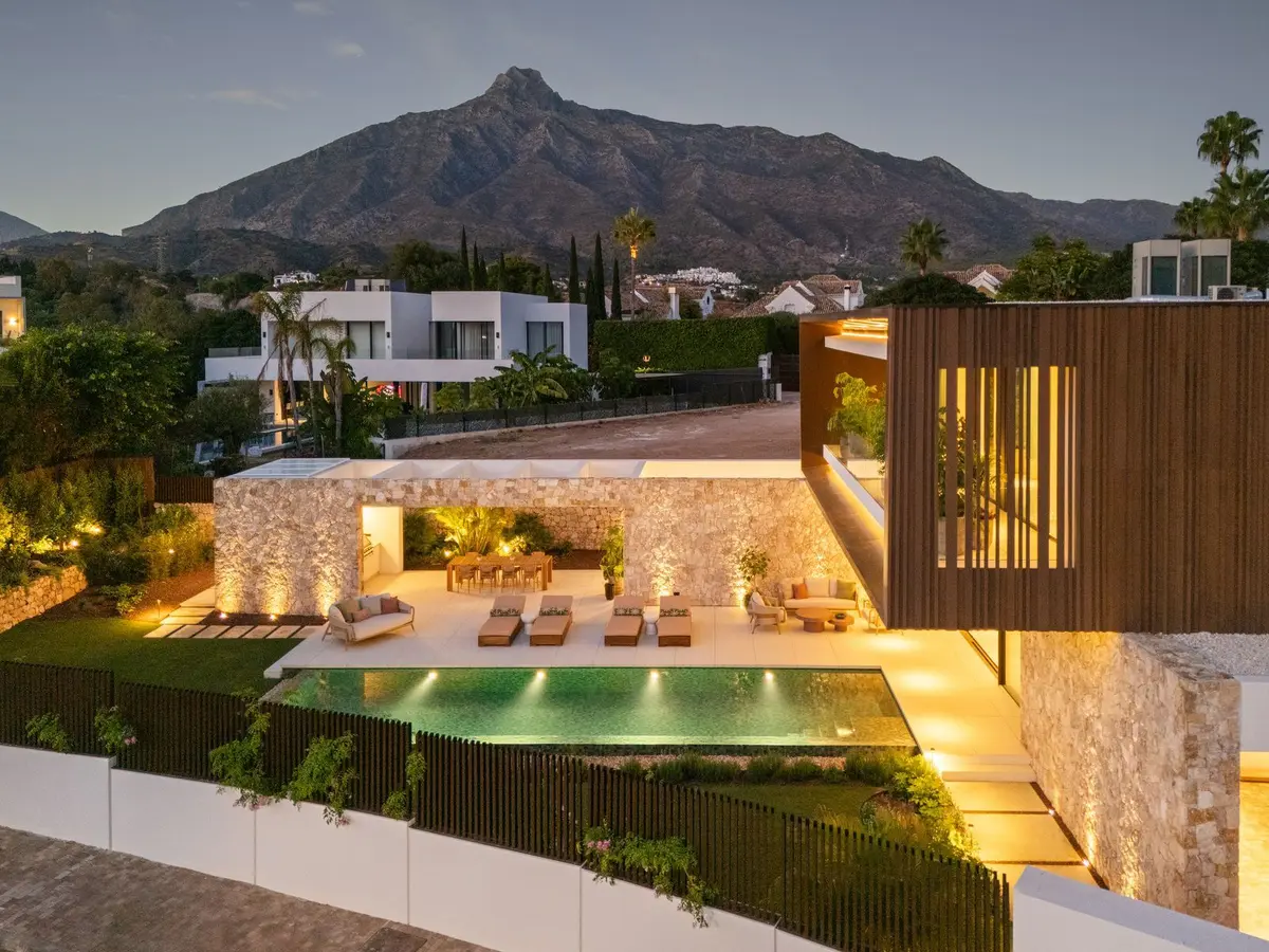 Detached Villa in Marbella