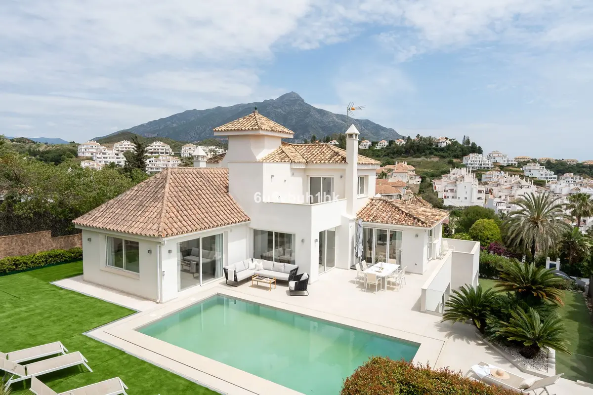 Detached Villa in Marbella