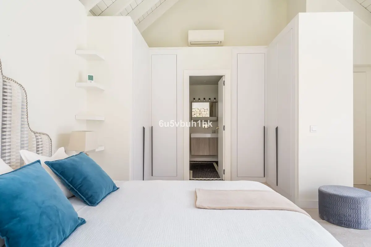 Detached Villa in Marbella
