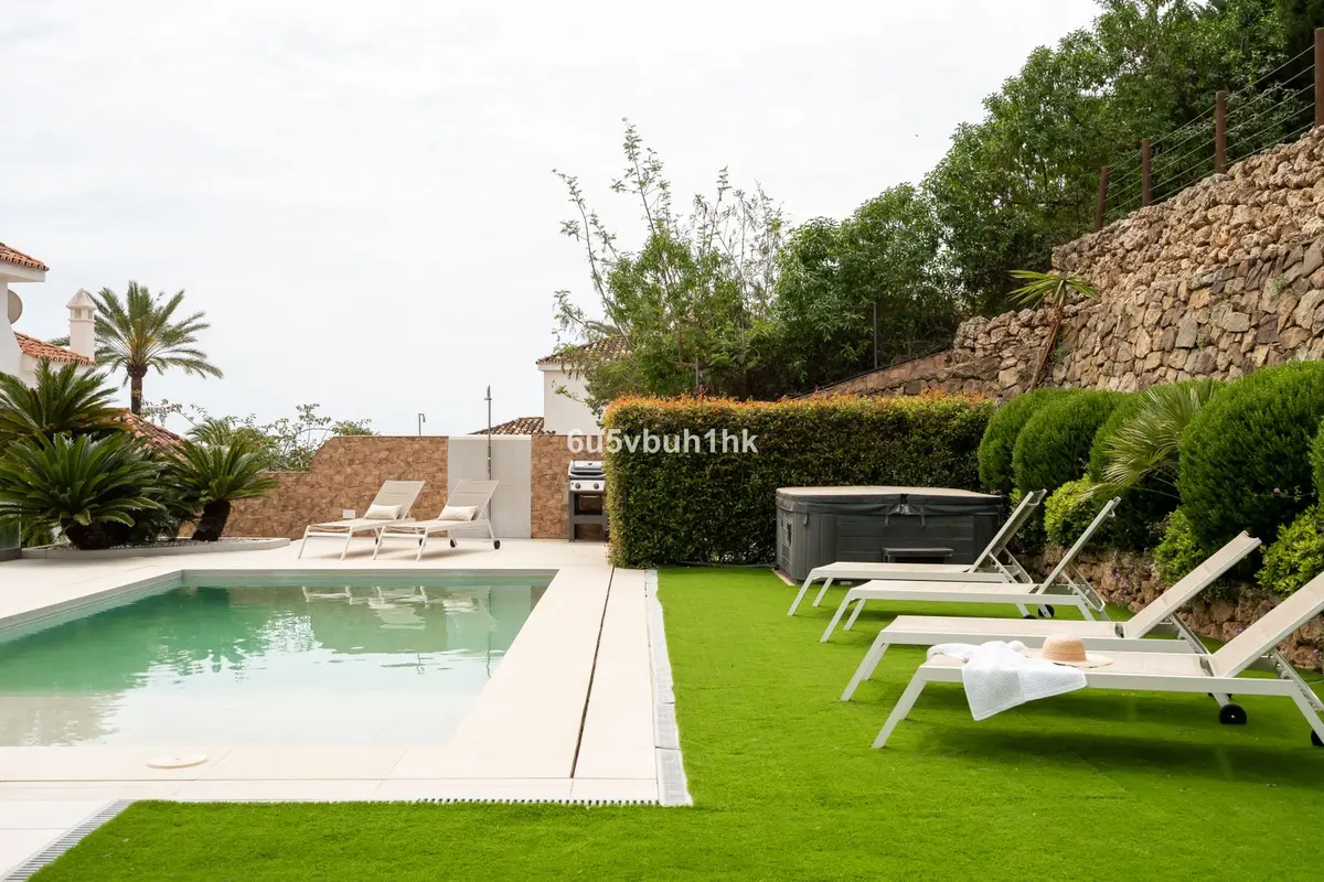 Detached Villa in Marbella