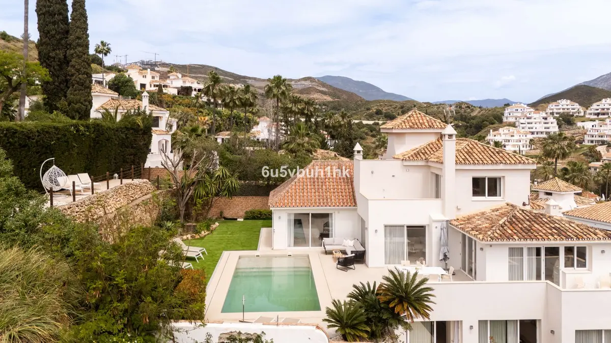 Detached Villa in Marbella