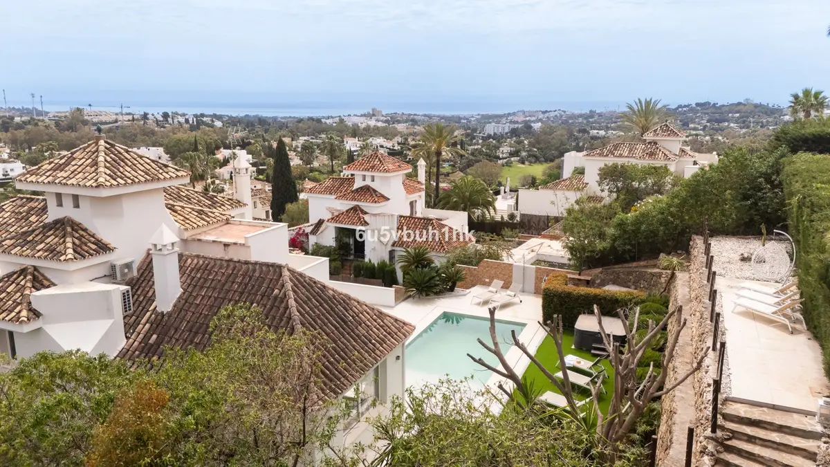 Detached Villa in Marbella