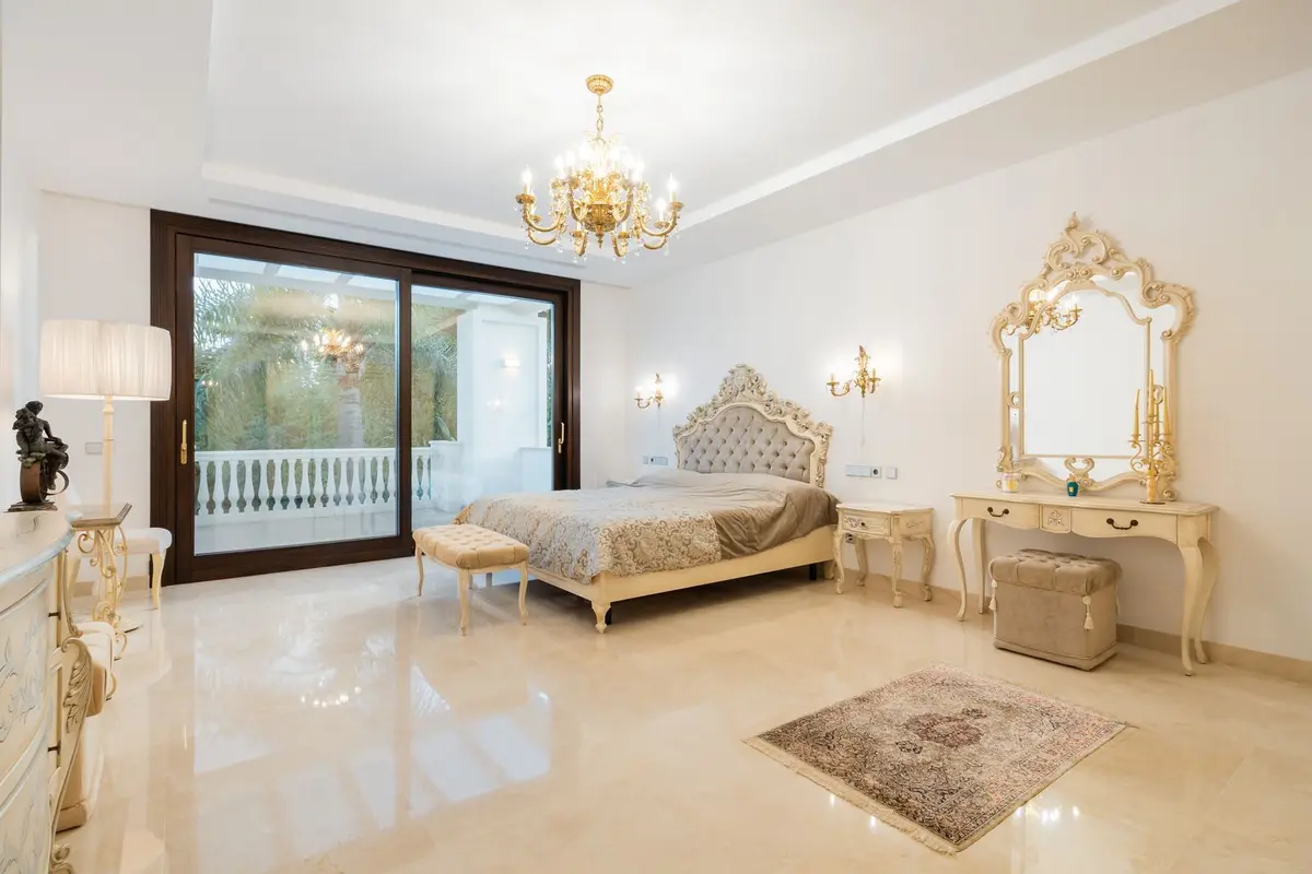 Detached Villa in Estepona