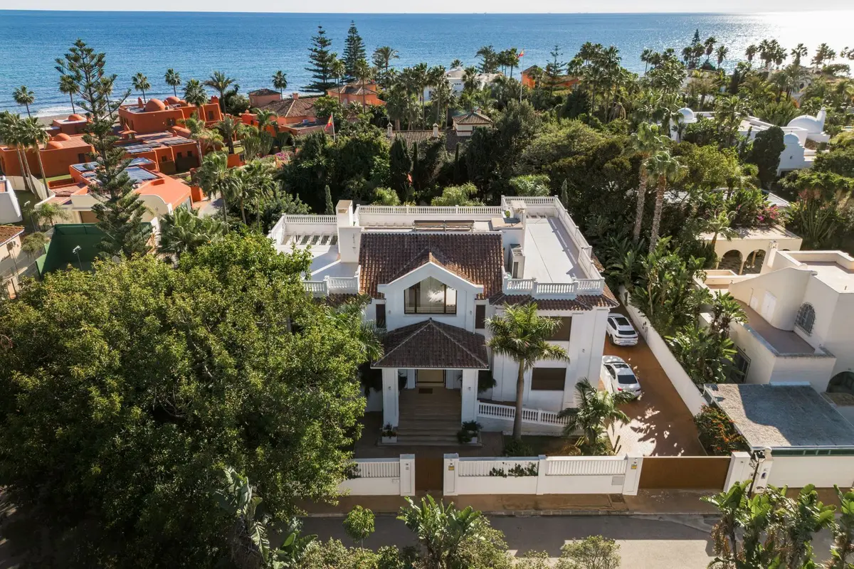 Detached Villa in Estepona
