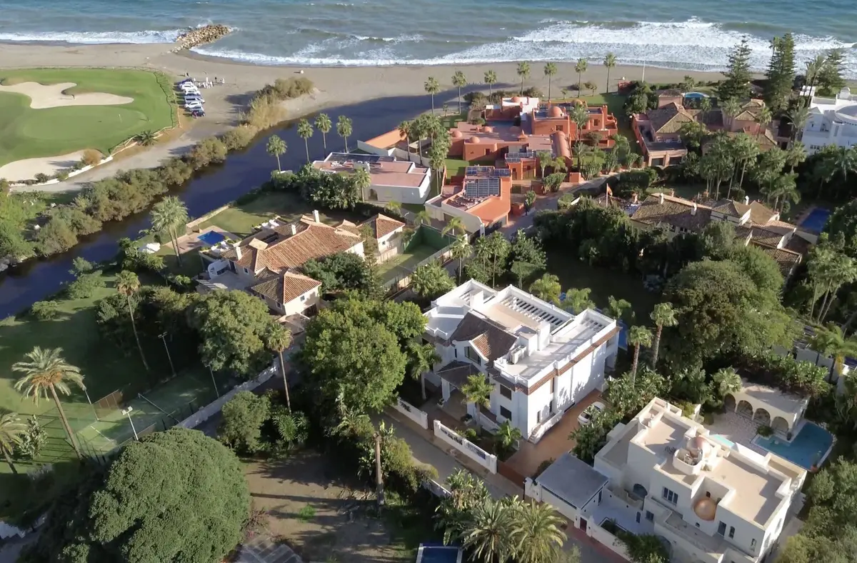 Detached Villa in Estepona