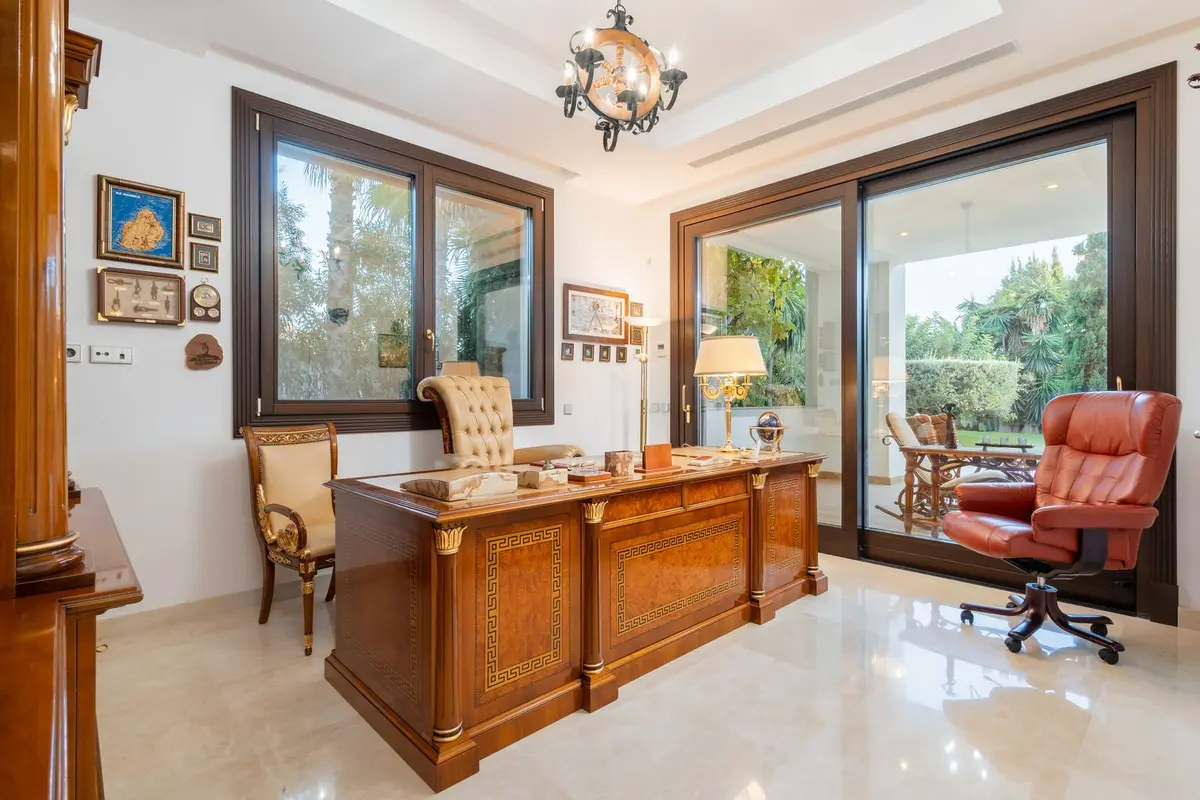 Detached Villa in Estepona