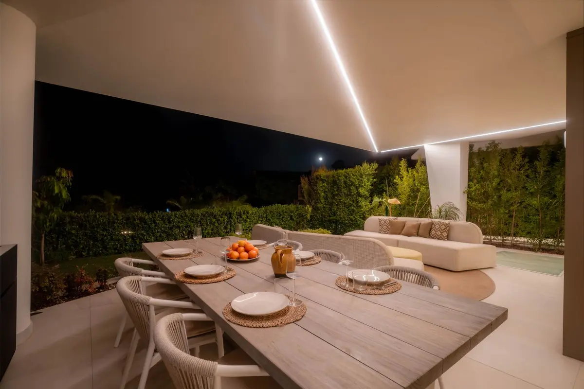 Detached Villa in Nueva Andalucía