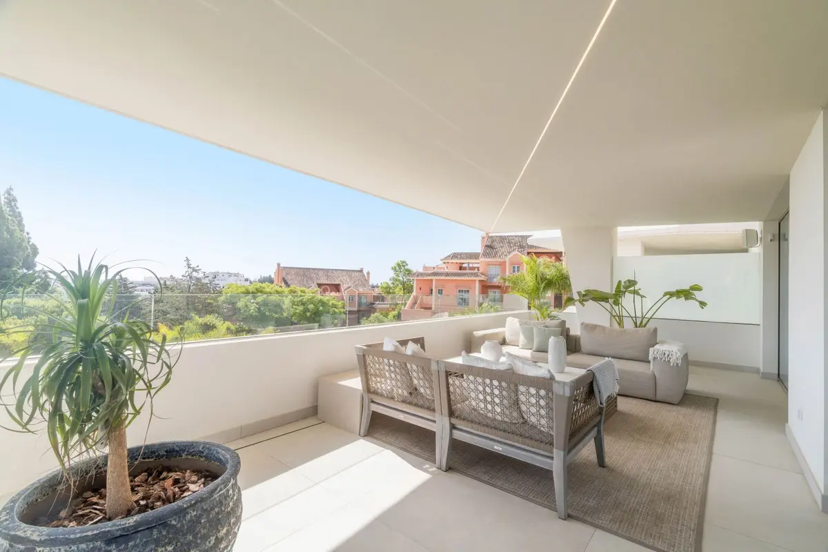 Detached Villa in Nueva Andalucía