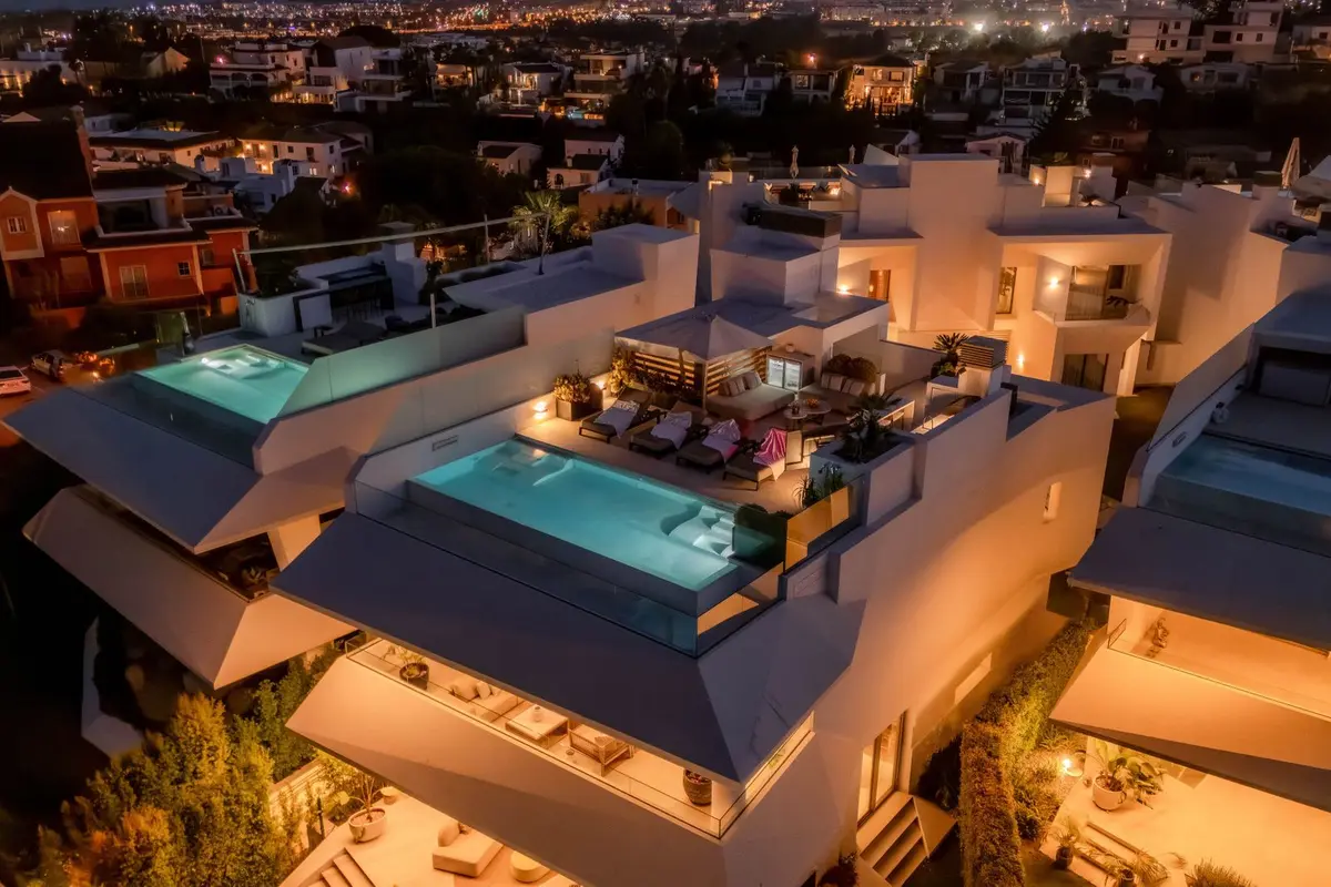 Detached Villa in Nueva Andalucía
