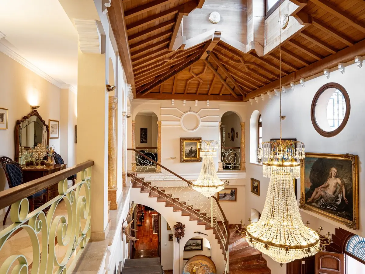 Detached Villa in Nueva Andalucía