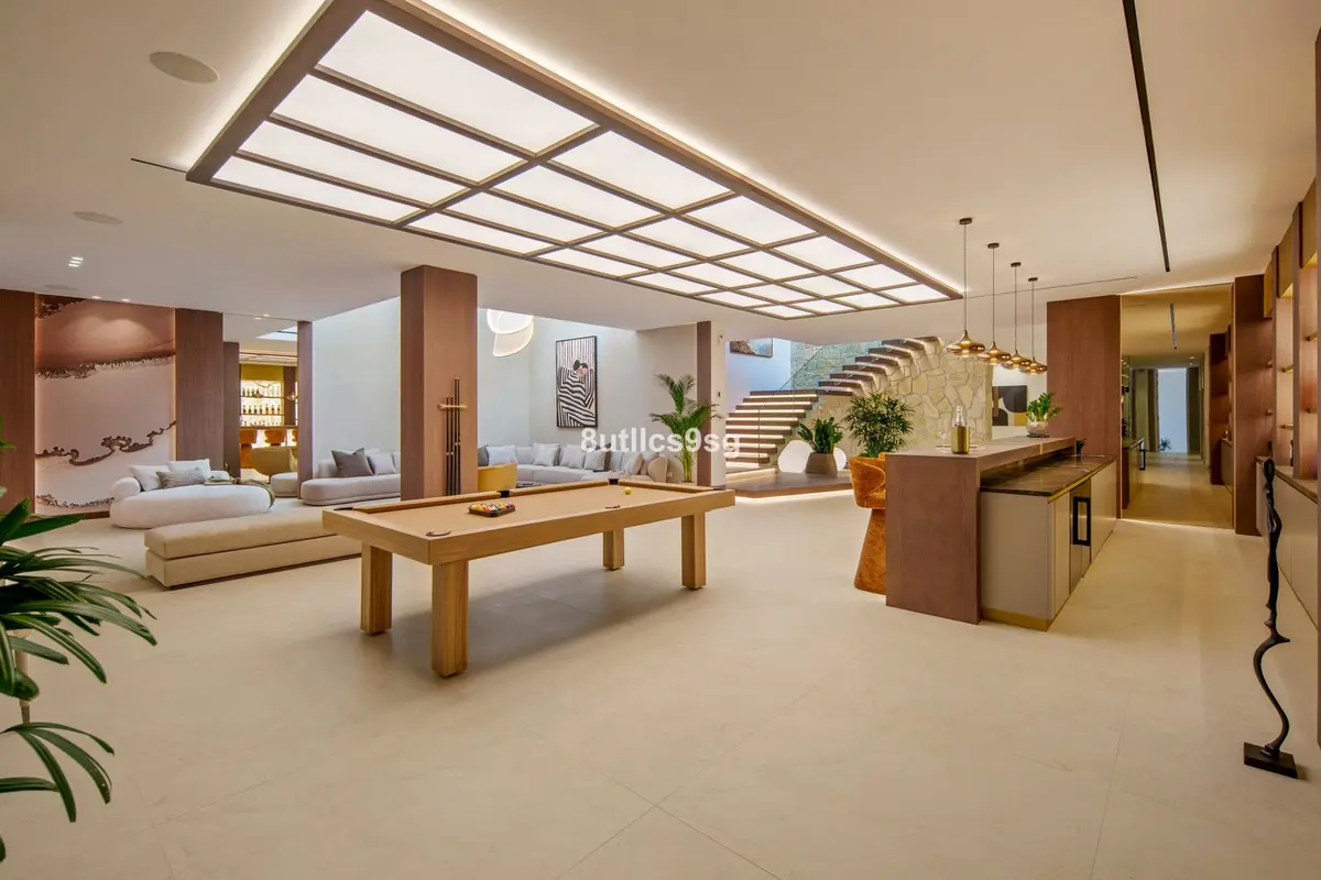 Detached Villa in Nueva Andalucía